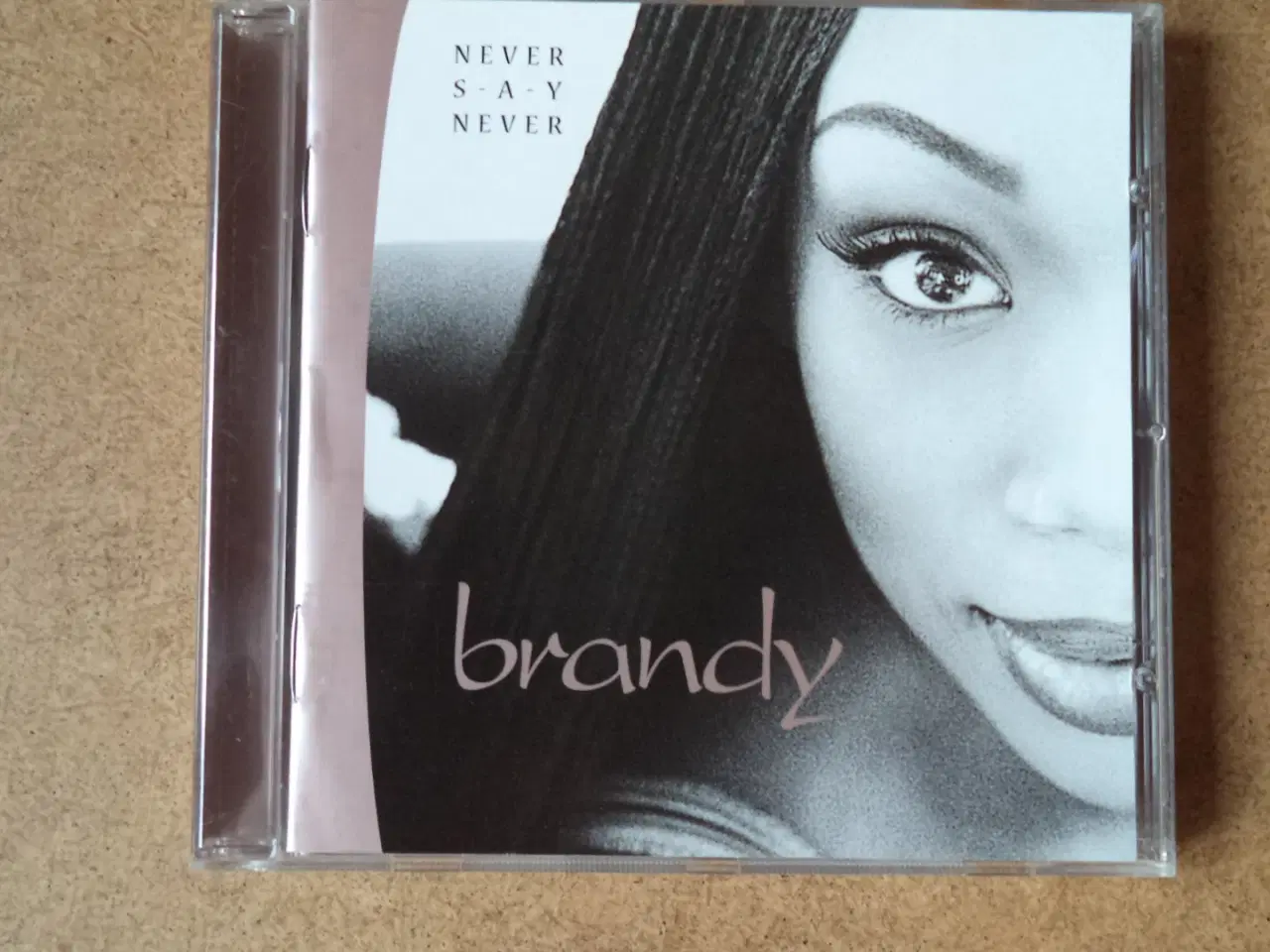 Billede 1 - Brandy ** Never Say Never (7567-83039-2)          