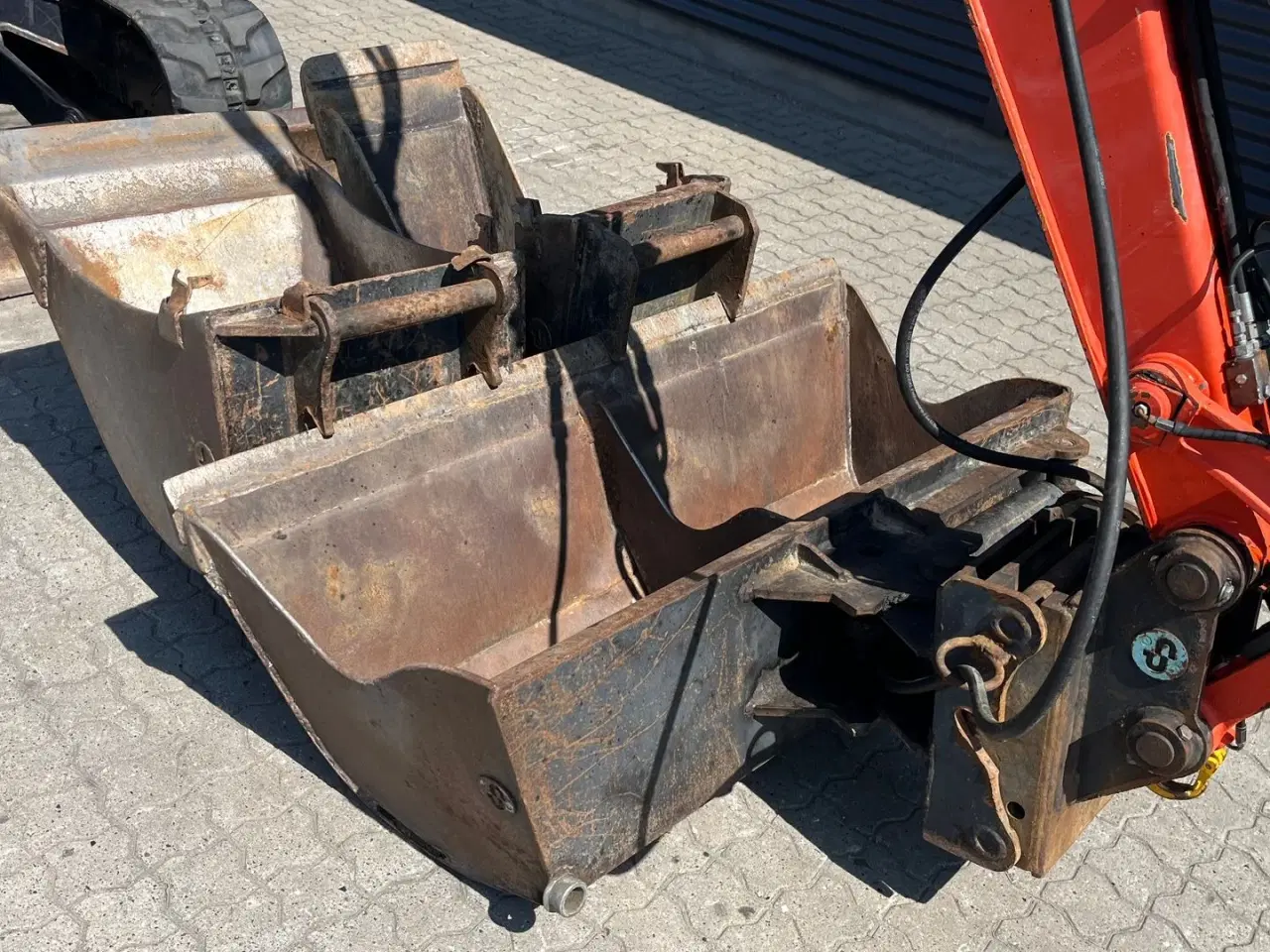 Billede 3 - Kubota KX057-4 hydraulisk Hydrema fæste Kipbar planerskovl og 2 graveskovle