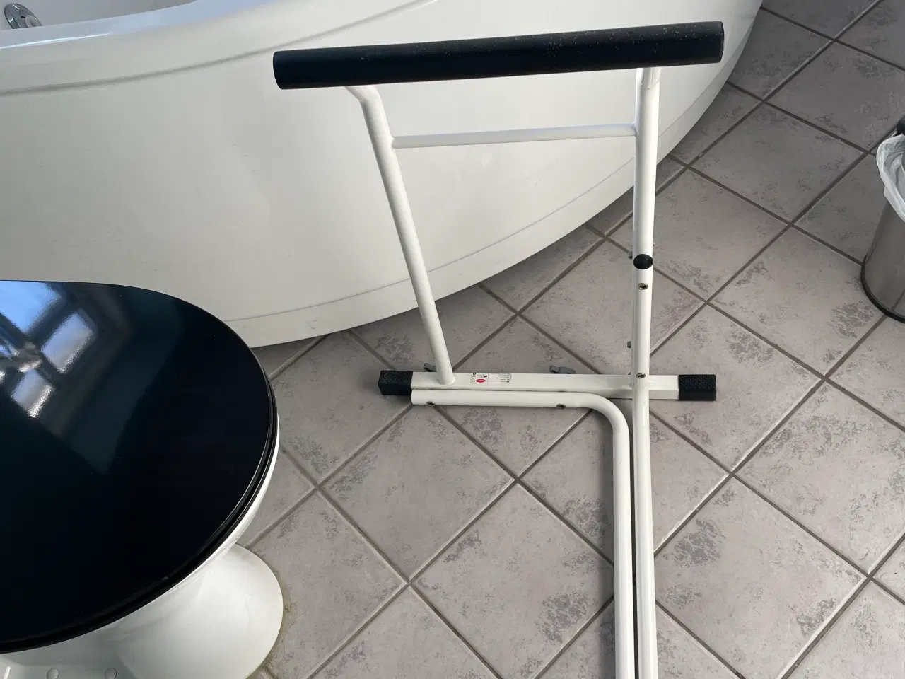 Billede 4 - Toiletstøtte