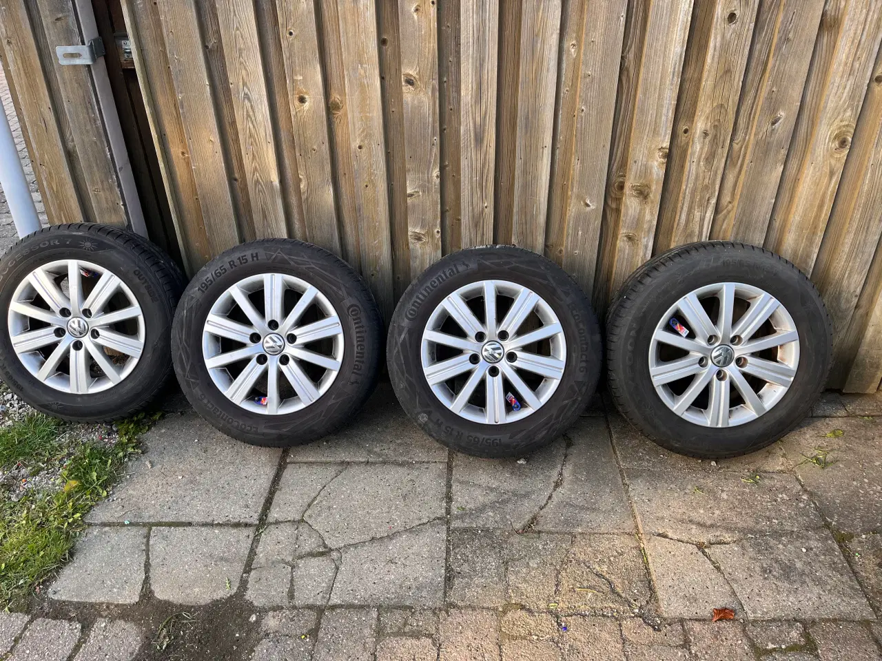 Billede 1 - VW Sommerdæk med alufælg
