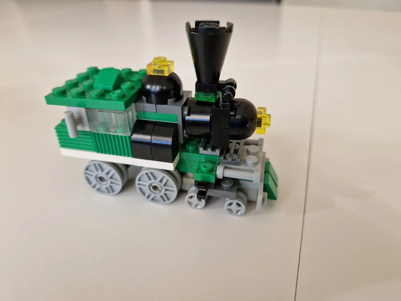 Billede 3 - 5 små lego creator m samlevejl 