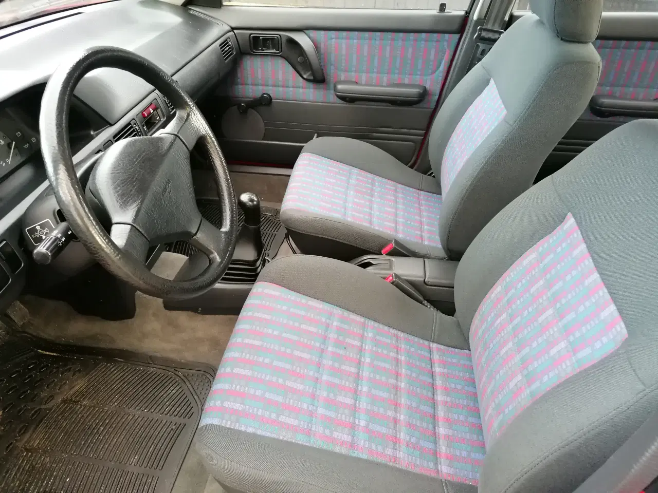 Billede 5 - Mazda 323
