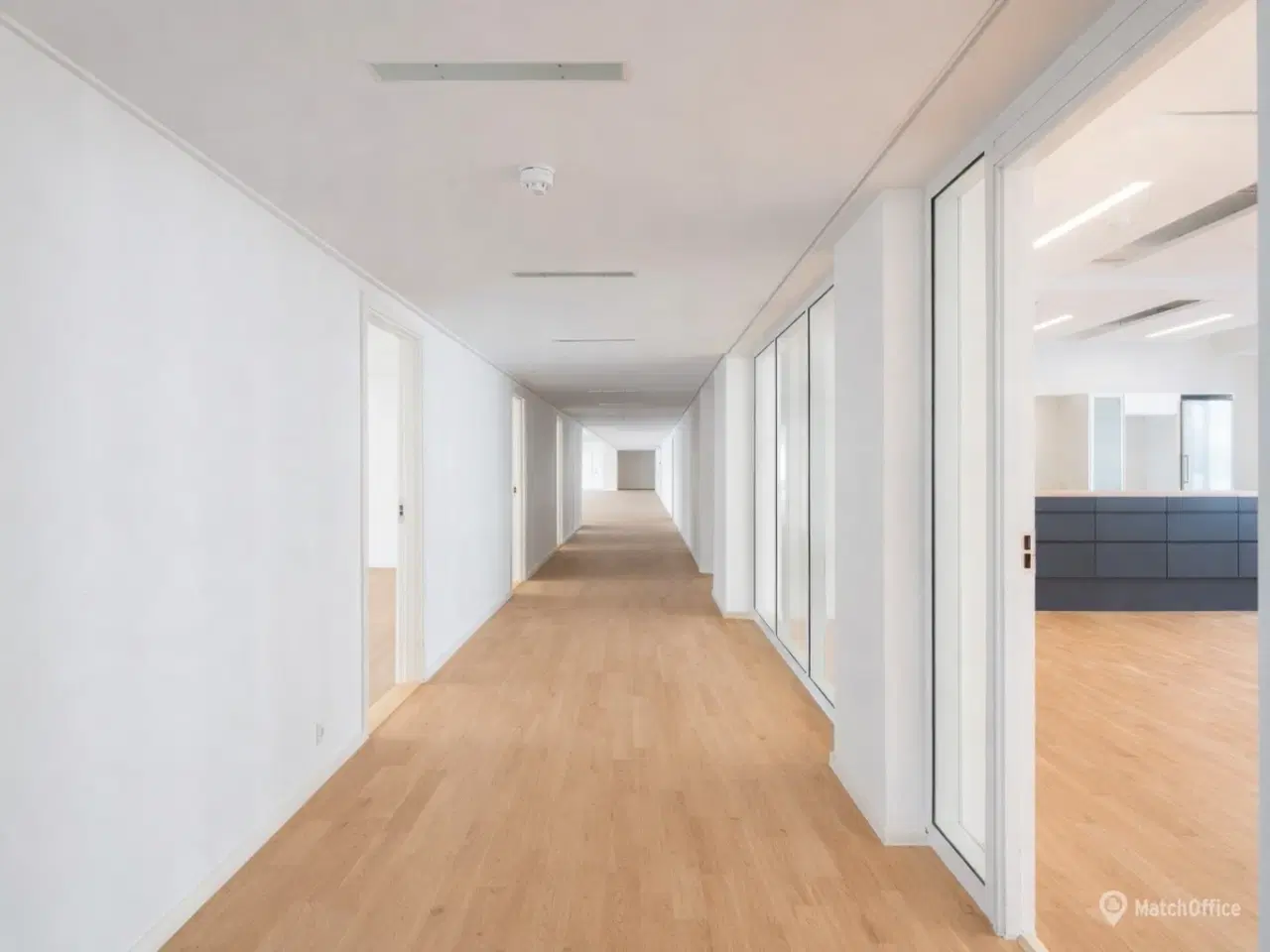 Billede 6 - Centralt og lyst kontorlejemål 50 meter fra metro