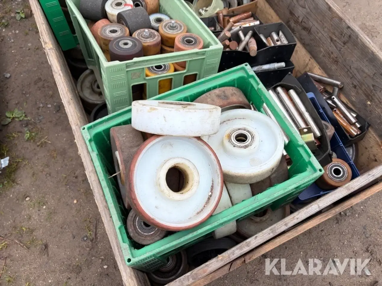 Billede 3 - Truck hjul med blandet tilbehør.