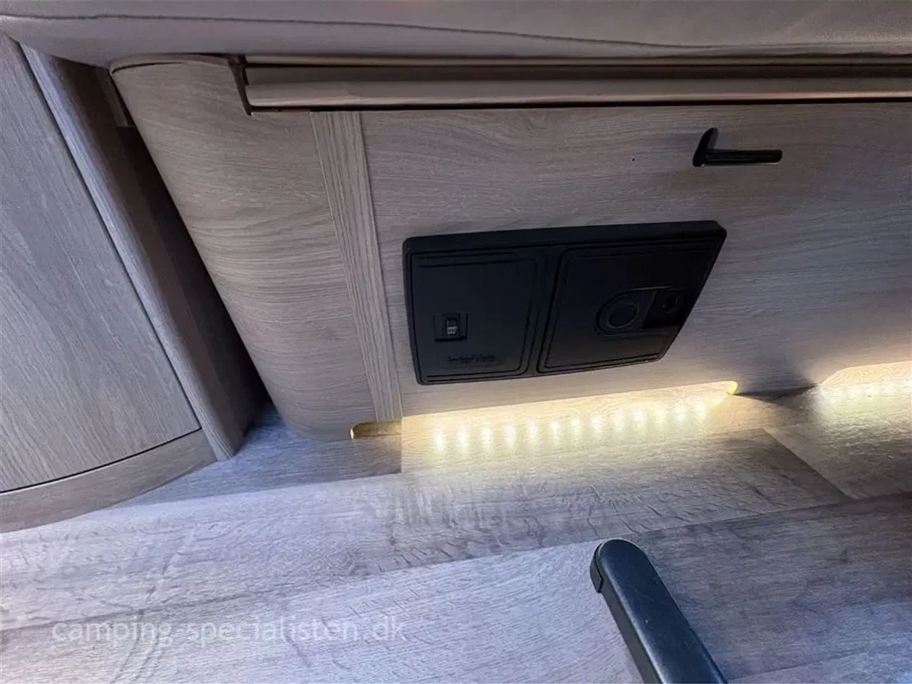 Billede 15 - 2022 - Kabe Imperial 560   Kabe Imperial 560 XL 2022 - Se den nu hos Camping-Specialisten.dk