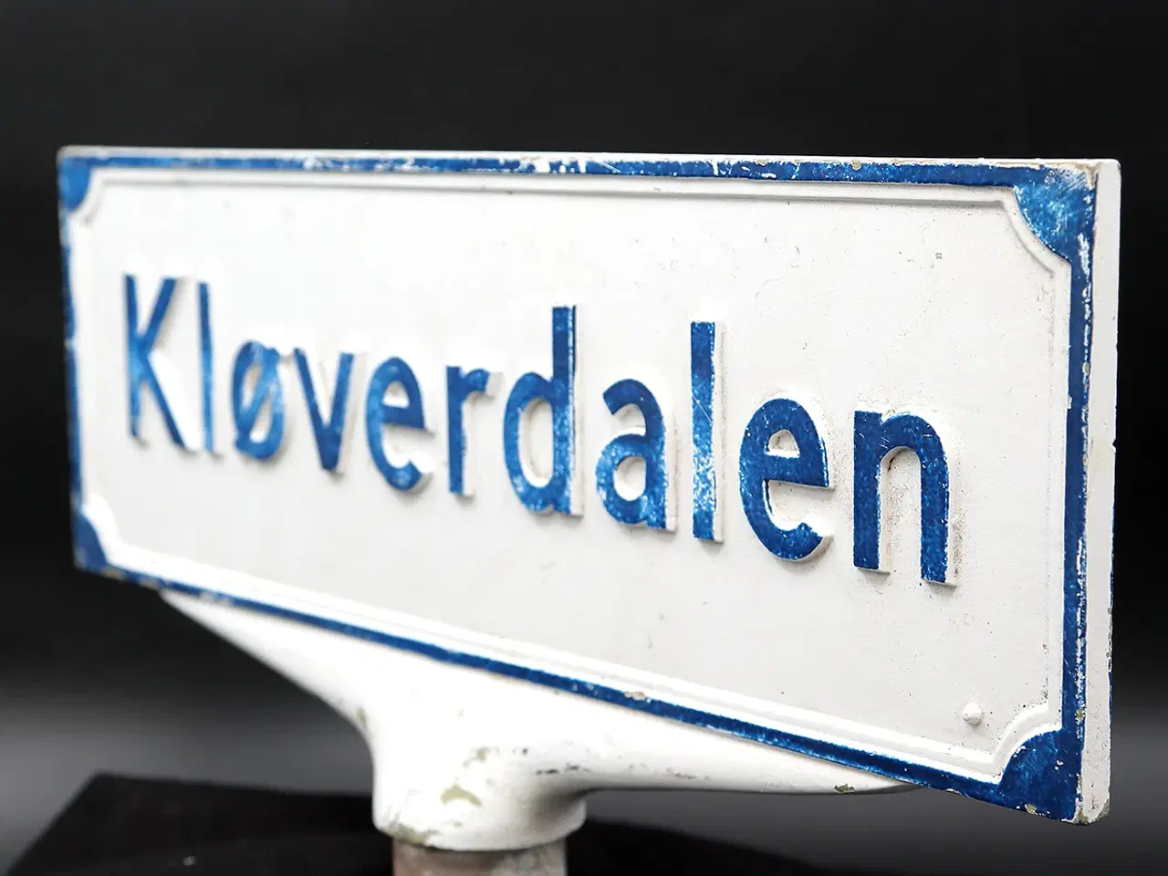 Billede 4 - Vintage dansk vejskilt “Kløverdalen” i aluminium