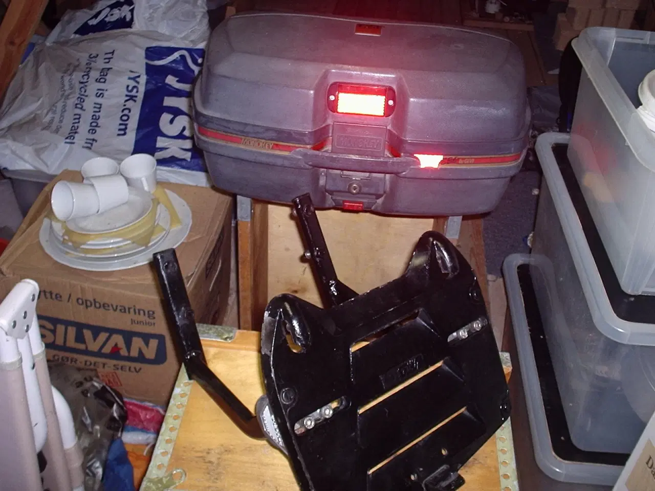 Billede 1 - Topboks med holder for do.