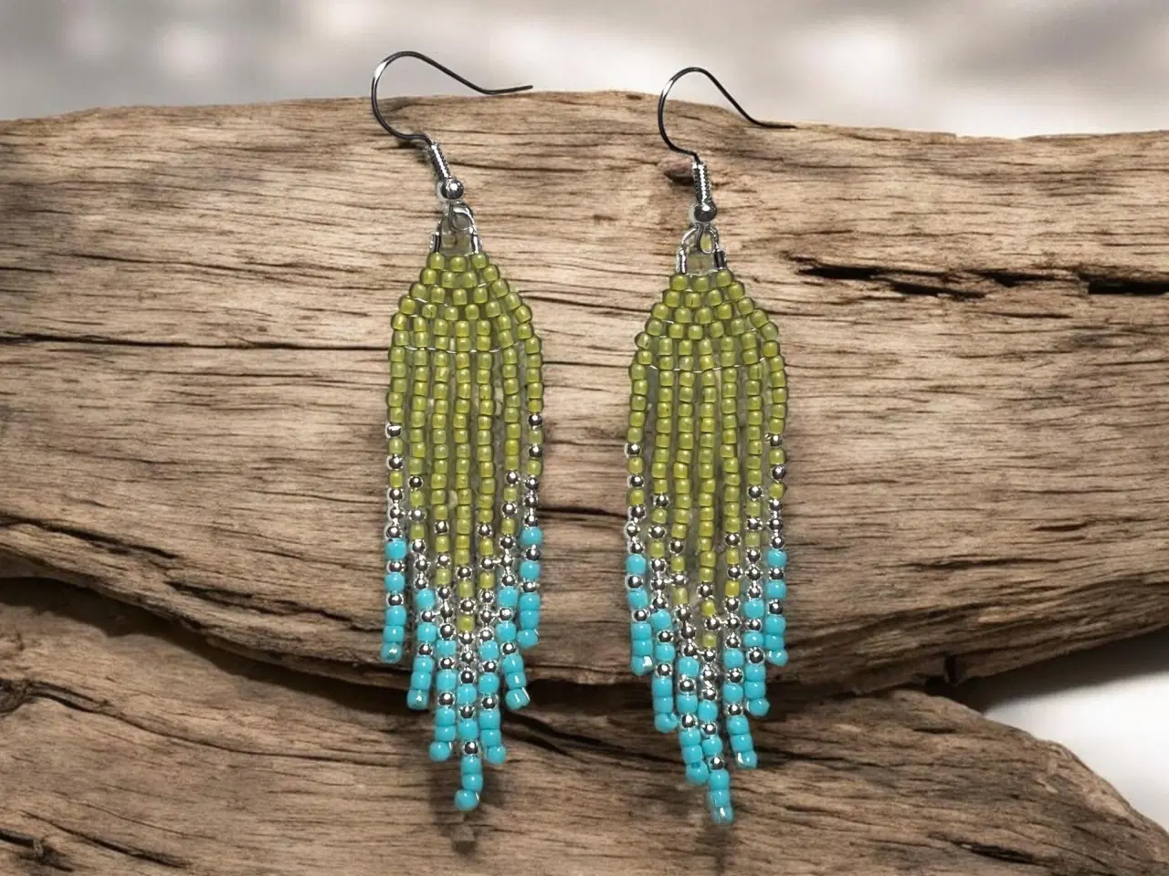 Billede 1 - Grønlandske øreringe, håndlavede