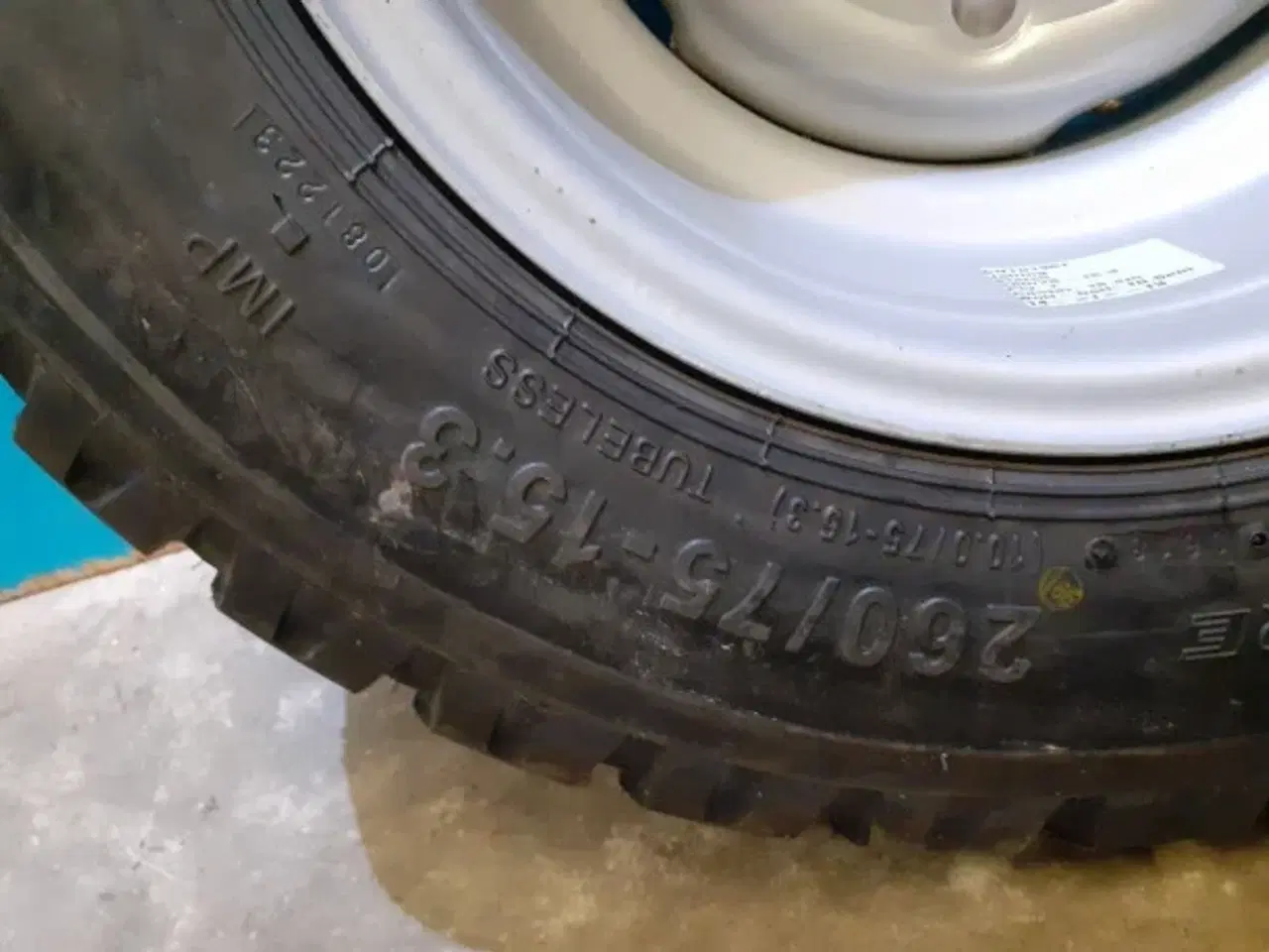 Billede 5 - 15.3"   260/75-15.3