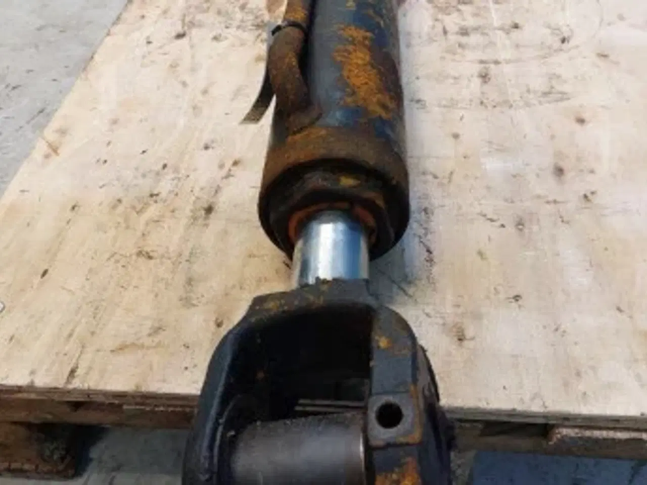 Billede 10 - JCB 427 HL Cylinder 561/60303
