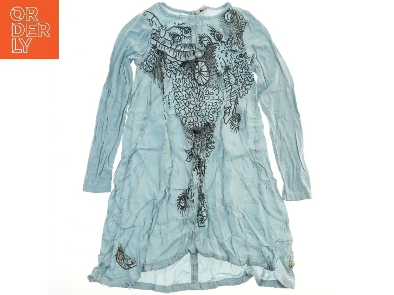 Billede 1 - Langærmet kjole med kunstnerisk mønster (str. 134)