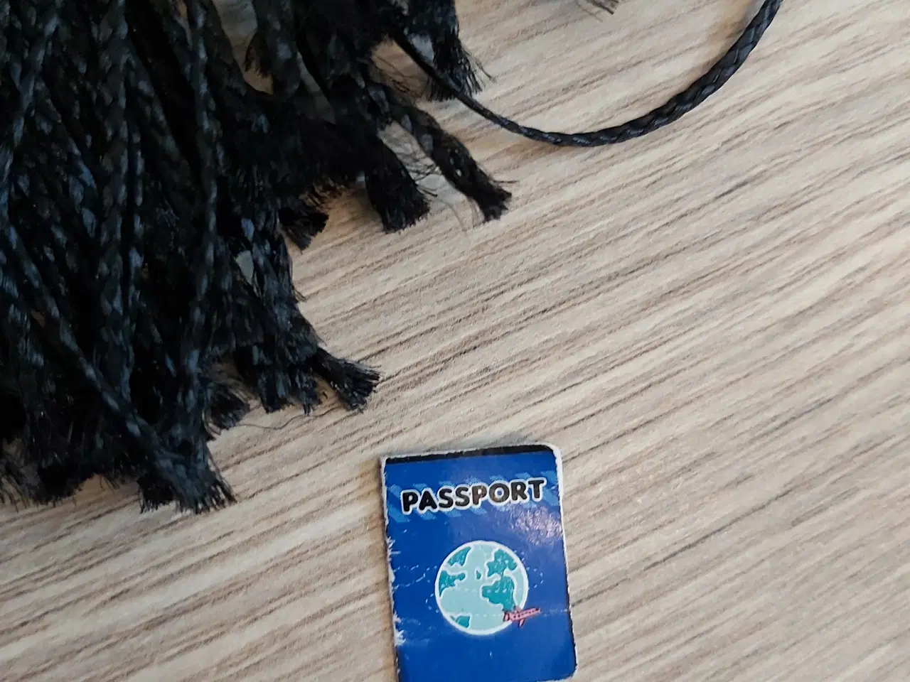 Billede 4 - Lol travel dukke