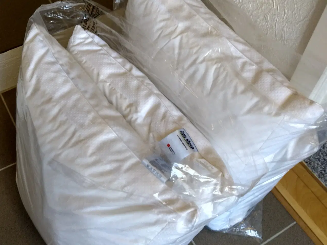 Billede 3 - Moskus dunpude - mellem (60 x 63 cm) 4 stk