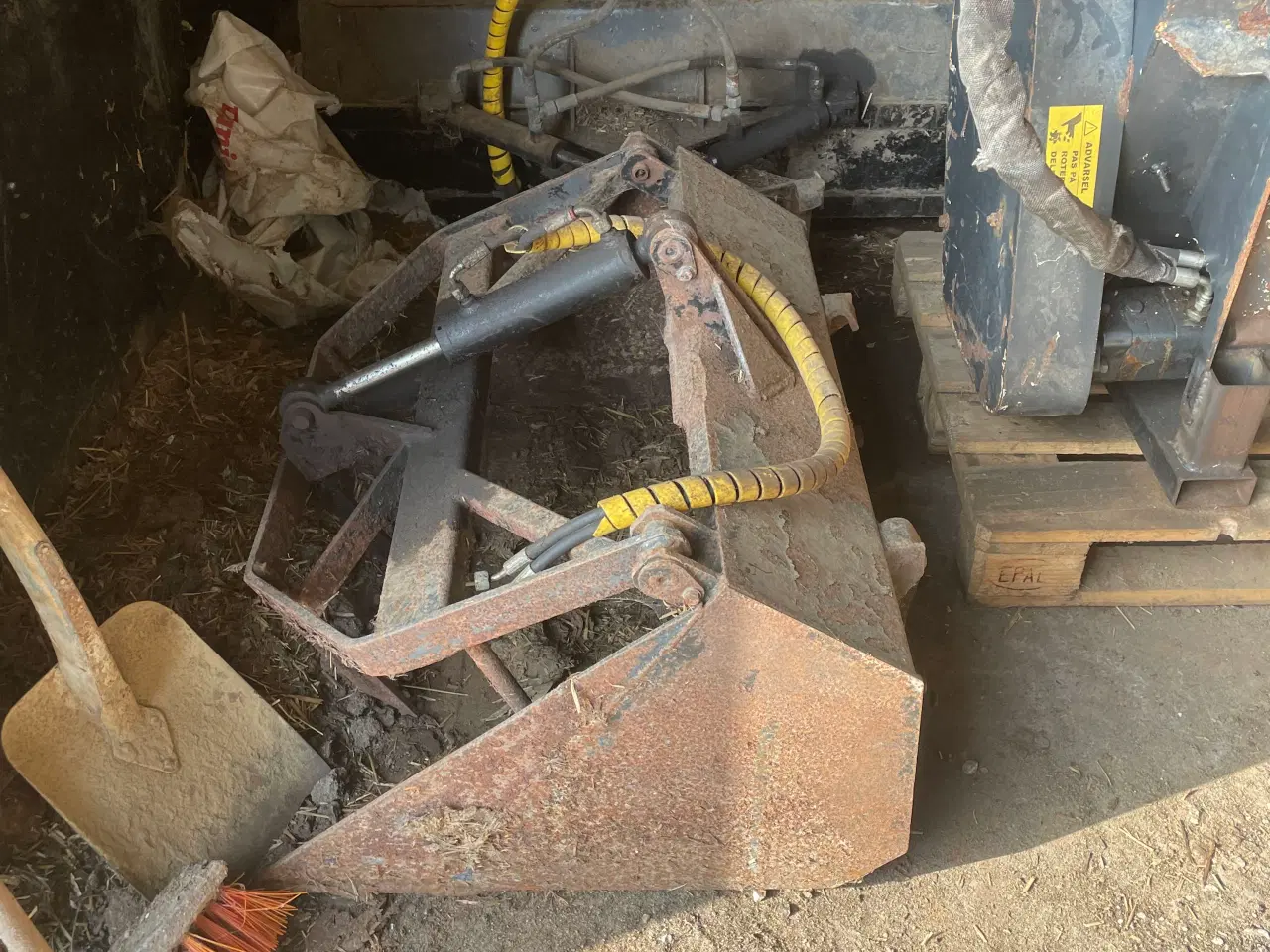 Billede 1 - Pelikan skovl