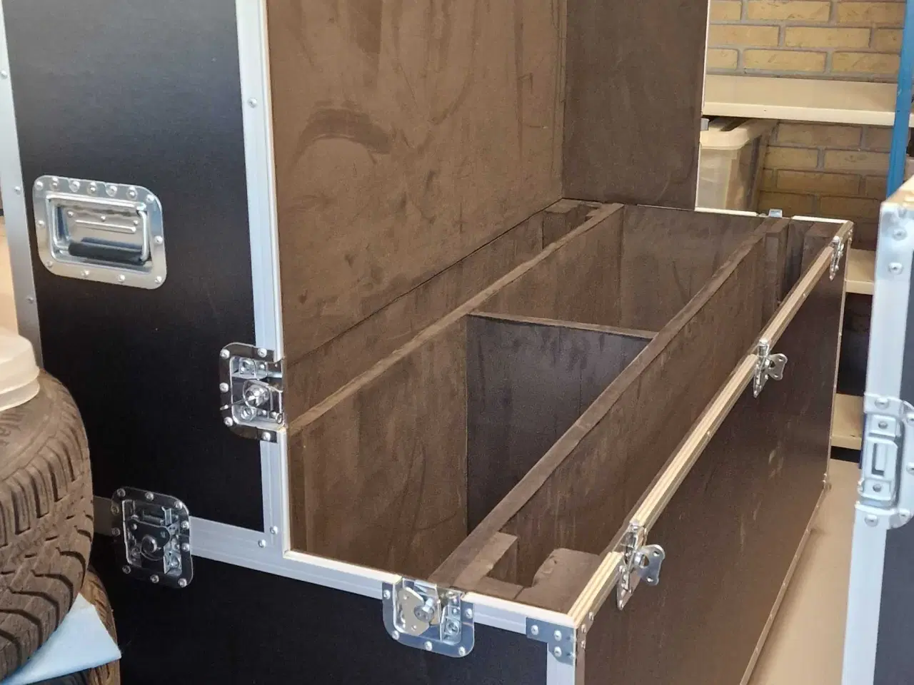 Billede 3 - Stor Flycase