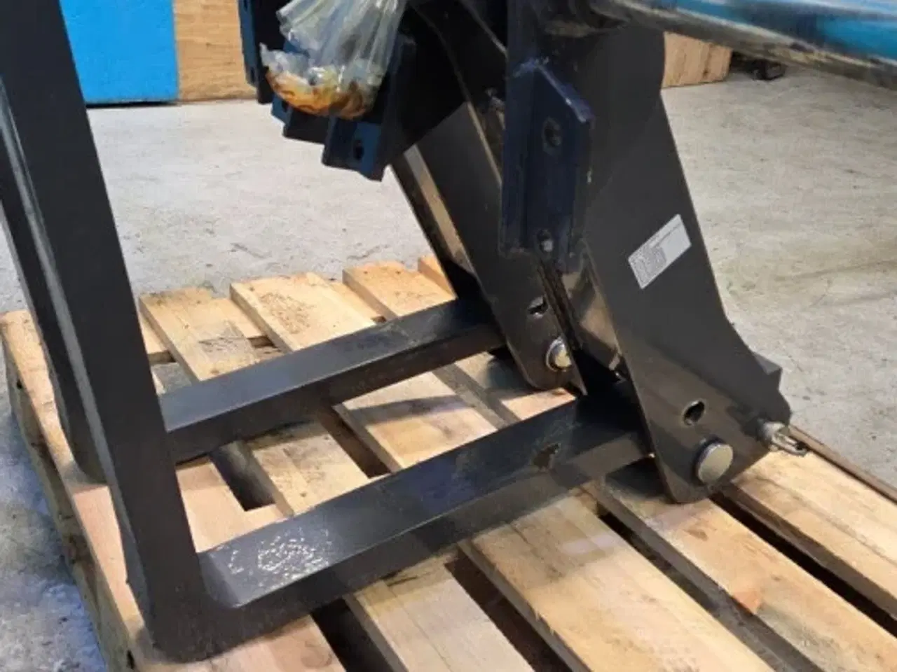 Billede 16 - New Holland B115C Pallegafler Kit 87310367