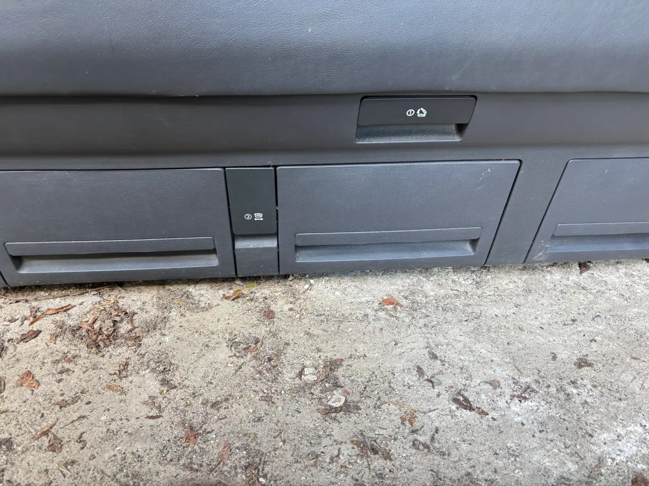 Billede 9 - VW Multivan T5 indretning sæder mm
