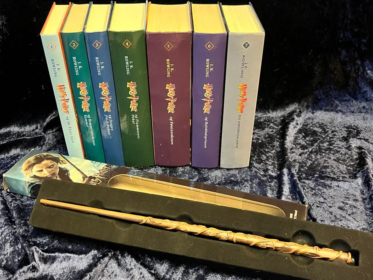 Billede 2 - Harry Potter bogserie 1-7 + Hermione`s Wand