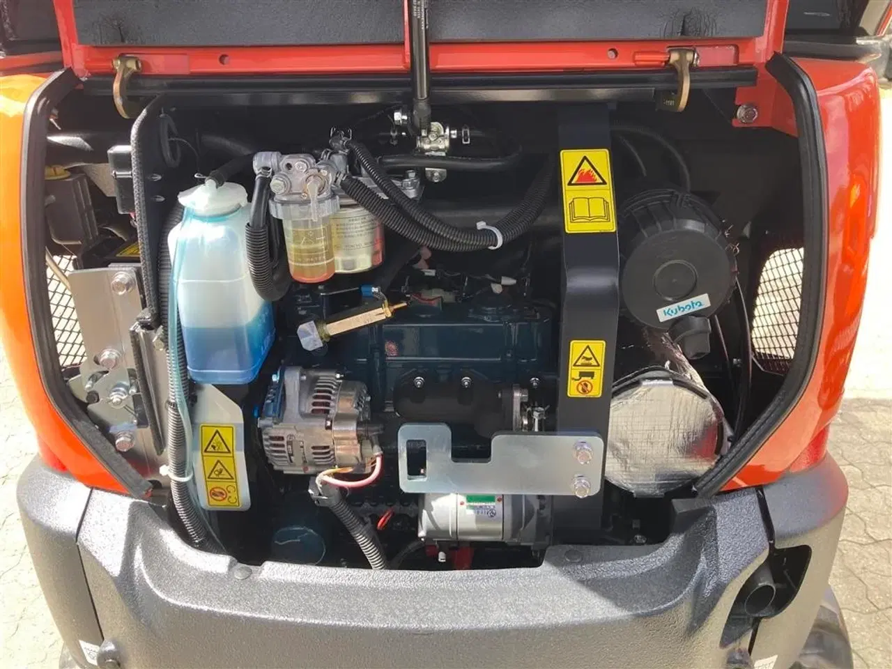 Billede 8 - Kubota KX019-4 kan udstyres med hurtigskift / udstyr efter ønske