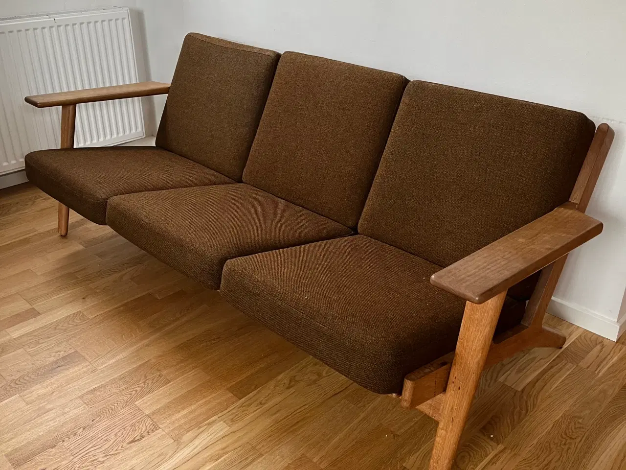 Billede 1 - Hans J. Wegner 3 pers sofa i egetræ