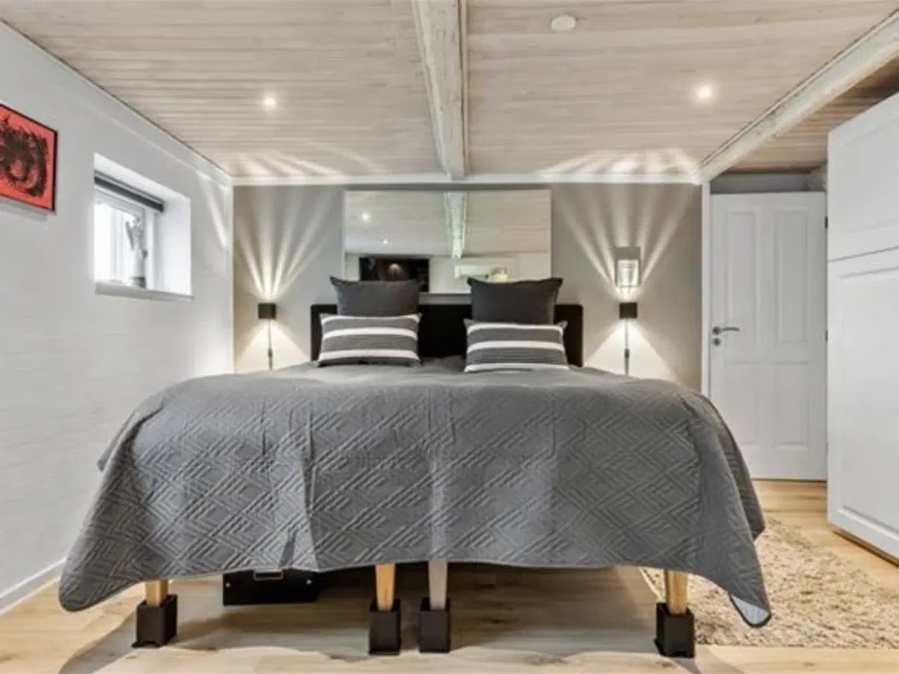 Billede 11 - Fin villa lidt ude på landet.