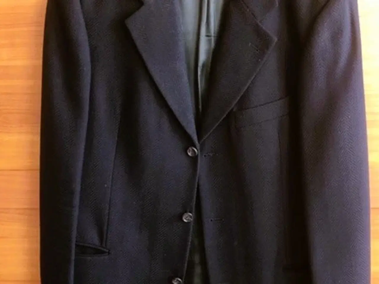 Billede 1 - Hugo Boss jakke - sort