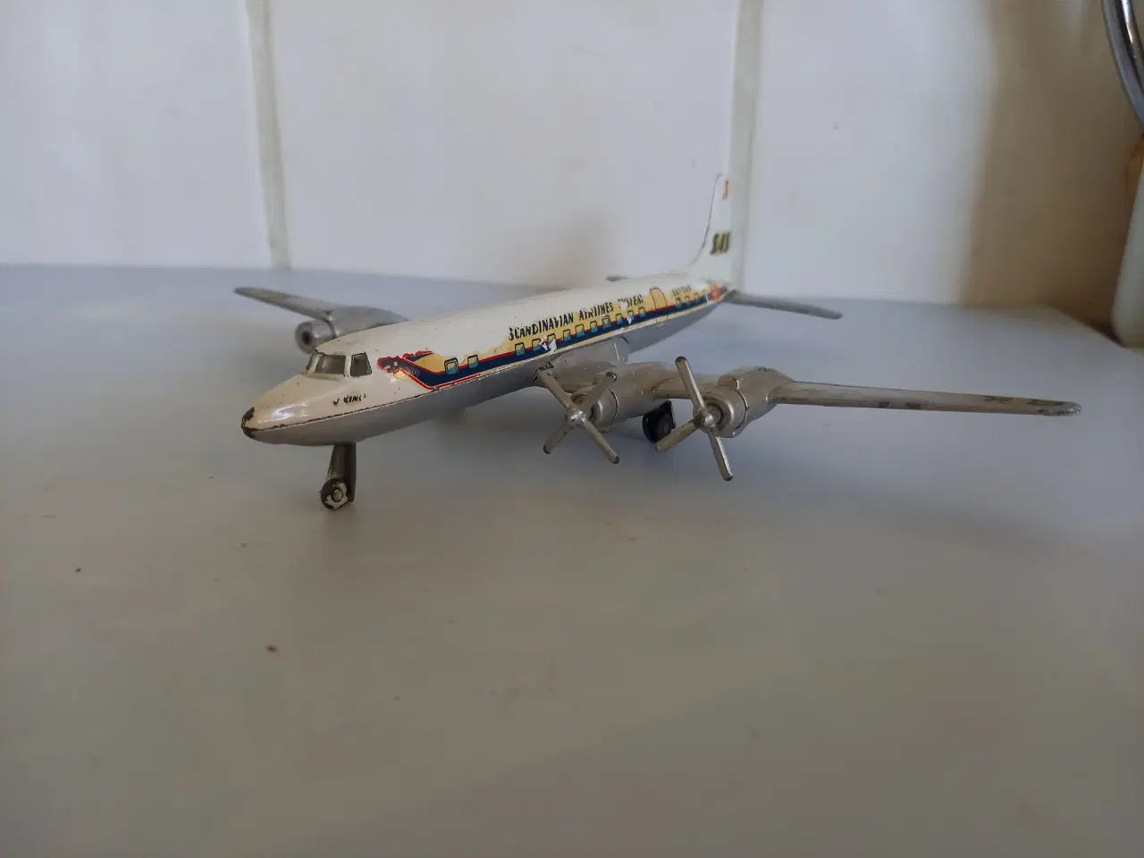 Billede 1 - Tekno Douglas DC 7.