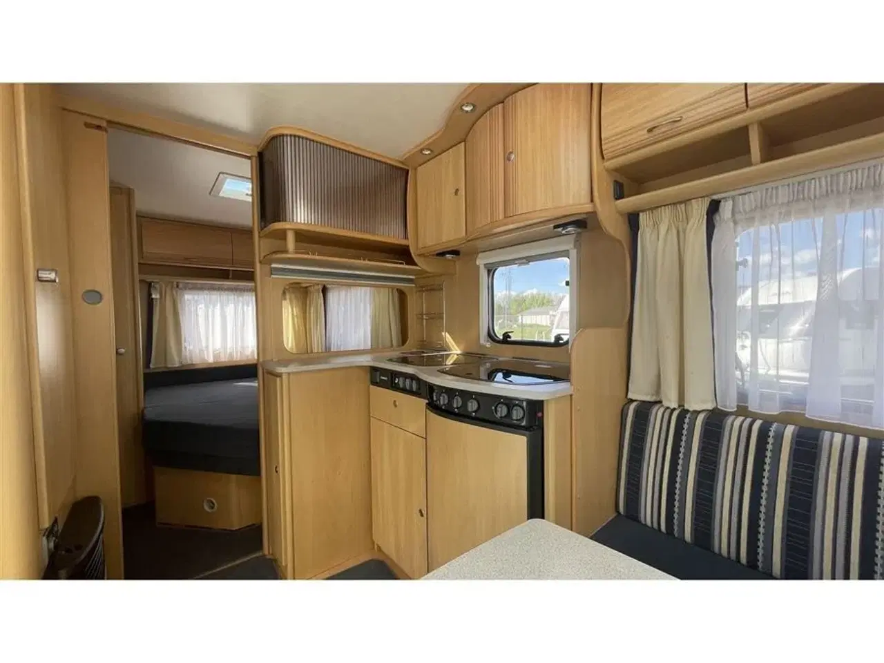 Billede 4 - 2006 - Dethleffs Camper 450 DB
