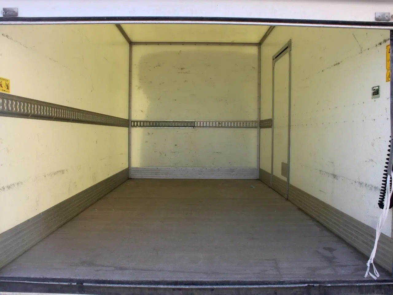 Billede 12 - Iveco Daily 2,3 35S14 Alukasse m/lift AG8