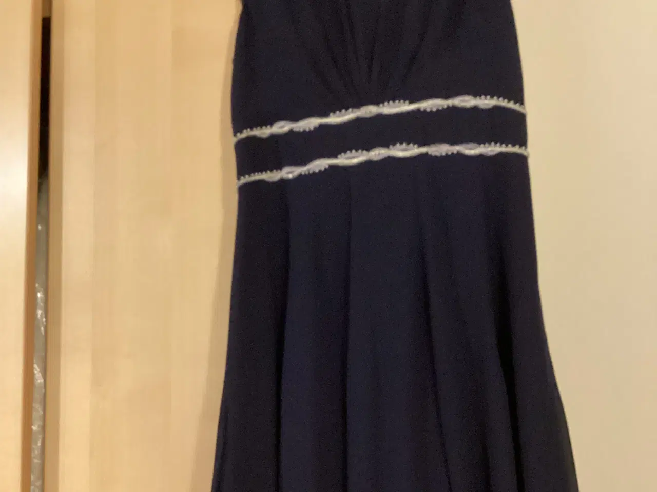 Billede 2 - Monsoon cocktail dress beautiful