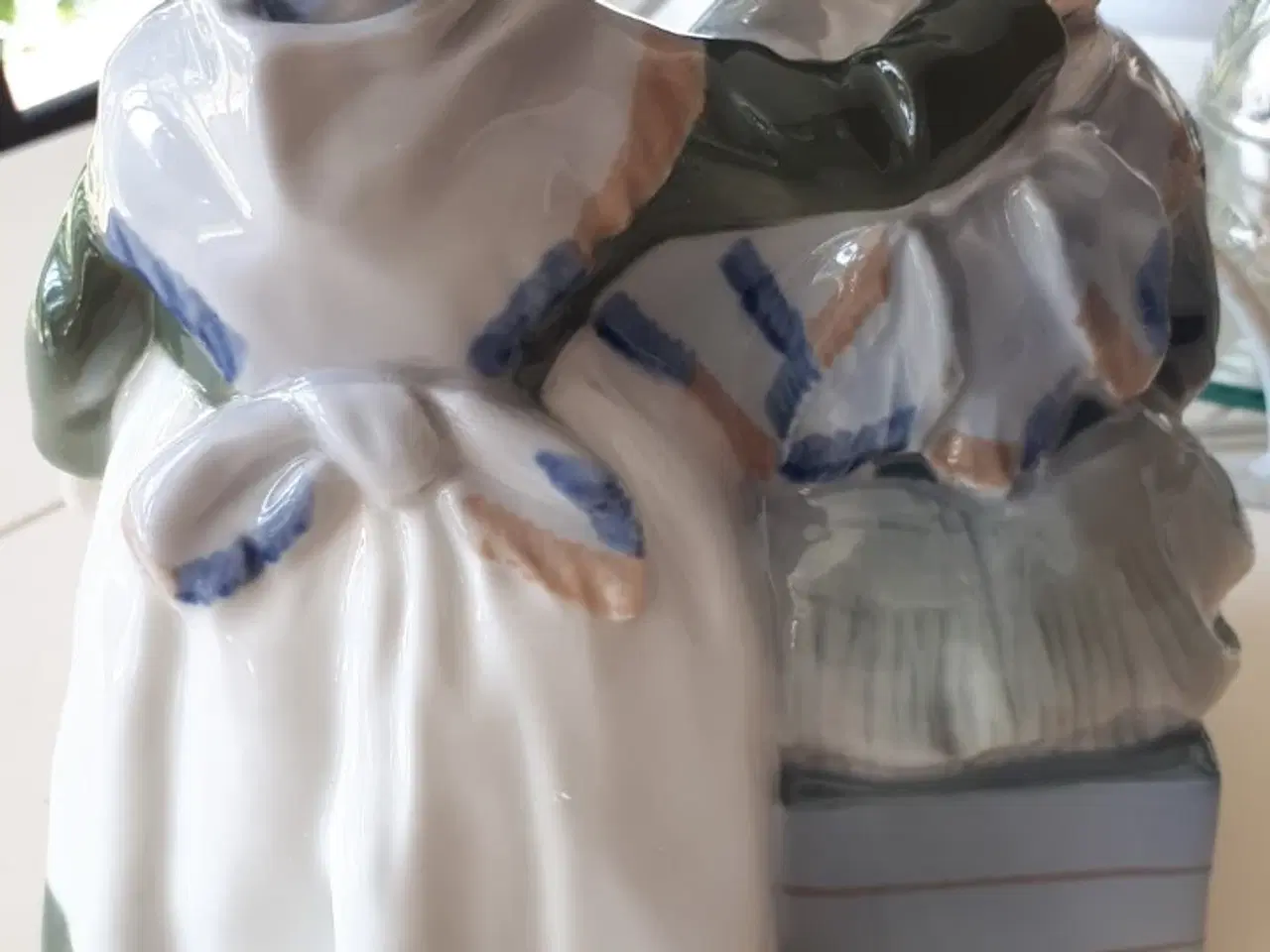 Billede 8 - Royal Copenhagen, Amagerpiger 1. Sort. fejlfri