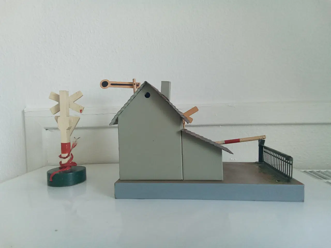 Billede 2 - Modeltog Märklin banevogterhus skala 0 