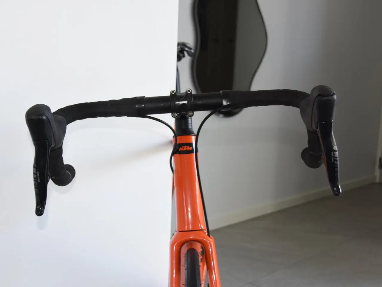 Billede 5 - carbon racercykel med elektronisk gear XL