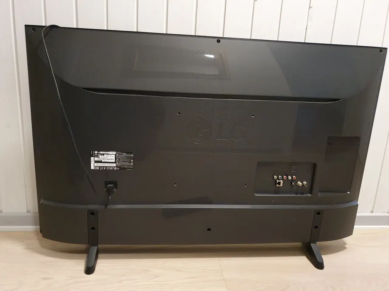 Billede 3 - 43 Tommer LG fjernsyn med fjernbetjening