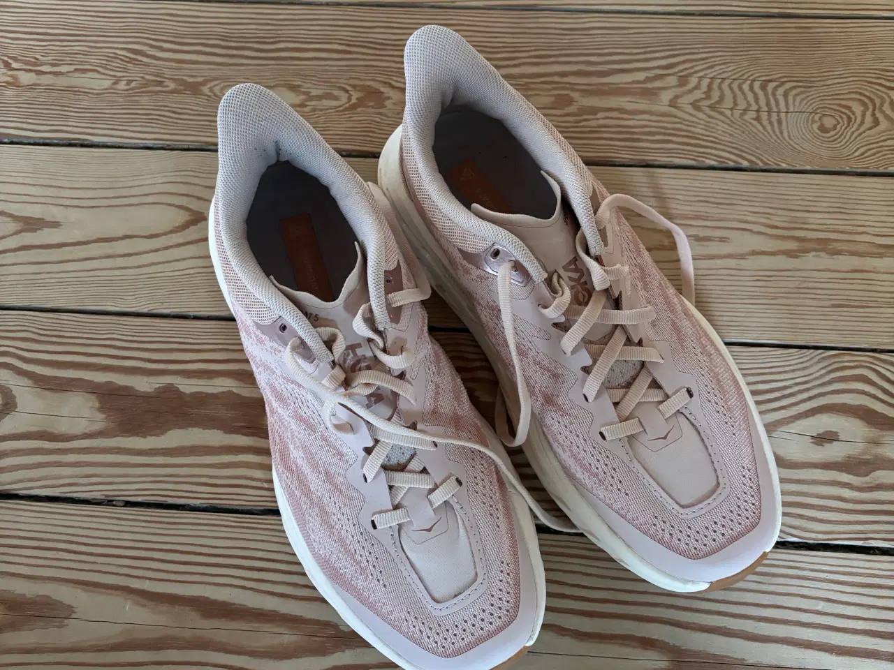 Billede 1 - Hoka sko