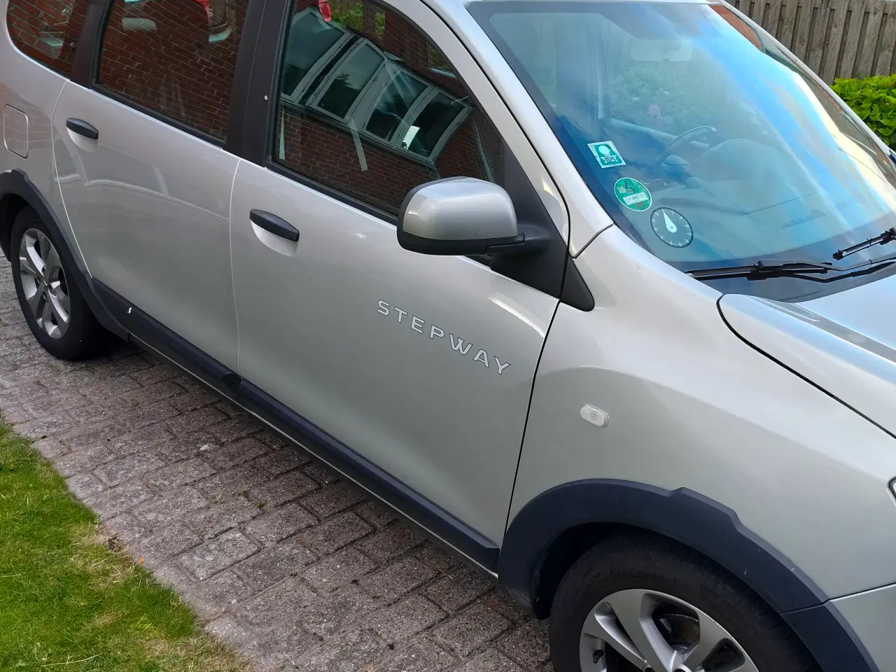 Billede 2 - Dacia Lodgy  7 Sæder 1,5 DCi Stepway Prestige Star