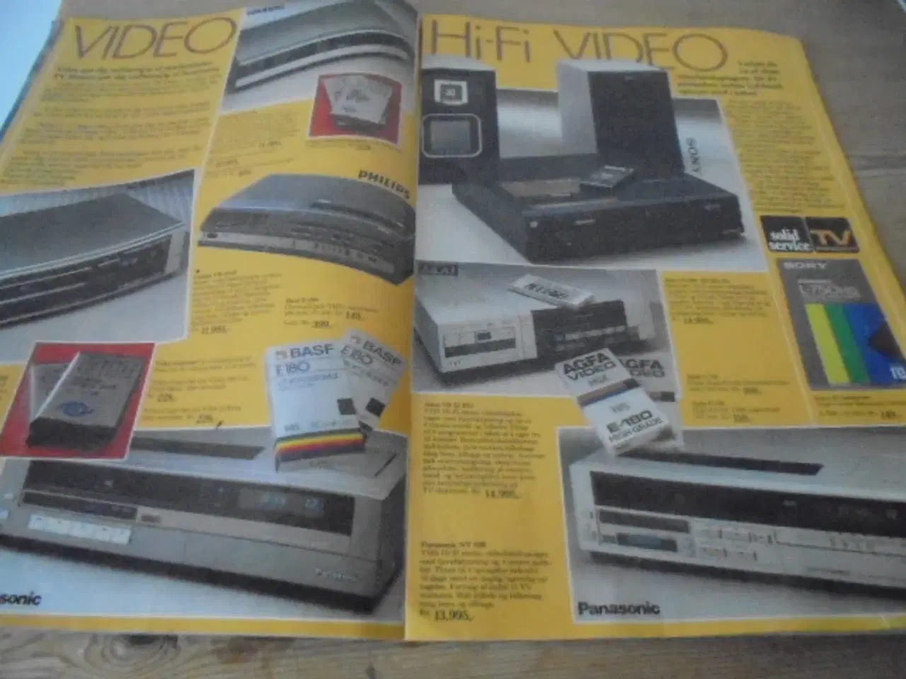 Billede 3 - 20-siders farvebrochure fra TV-ringen – ca. 1980