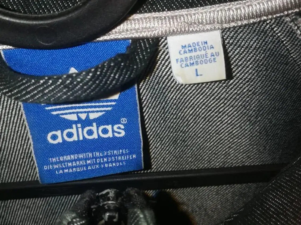 Billede 2 - Adidas trøje