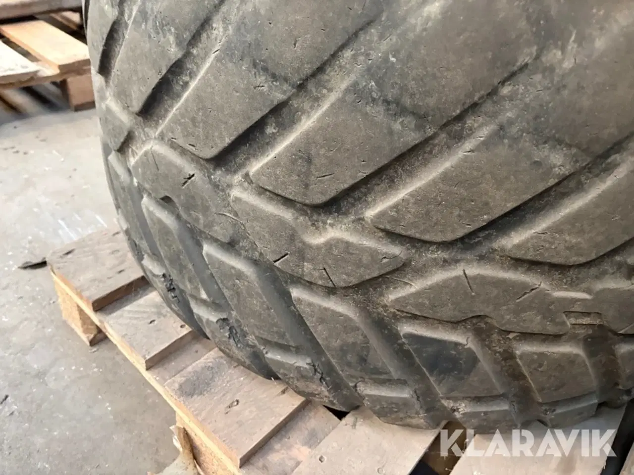 Billede 11 - Dæk med fælg - 3 styk