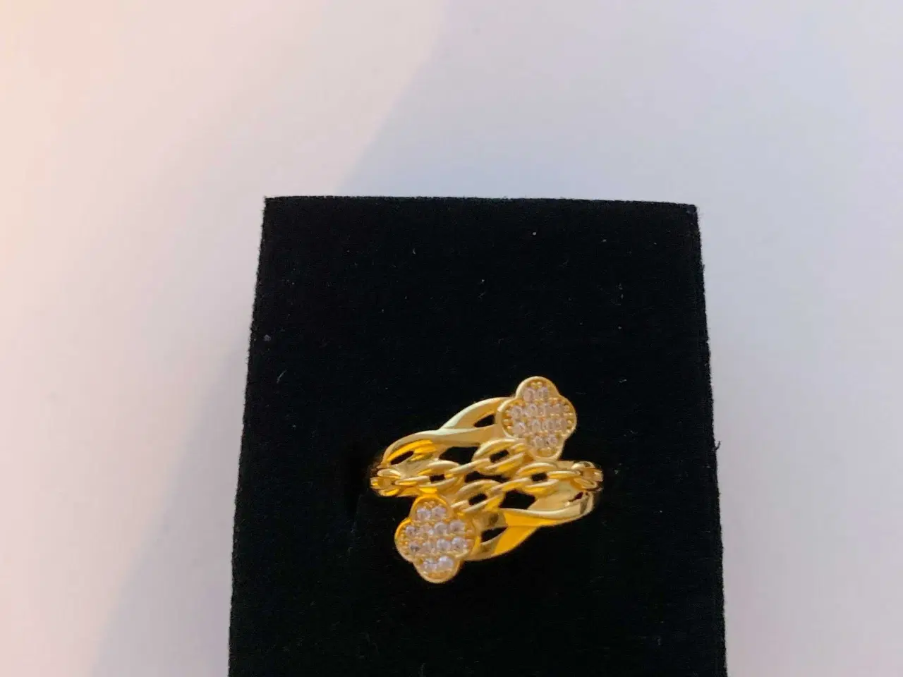 Billede 1 - Guld Ring 21 karat ( Van cleef) 