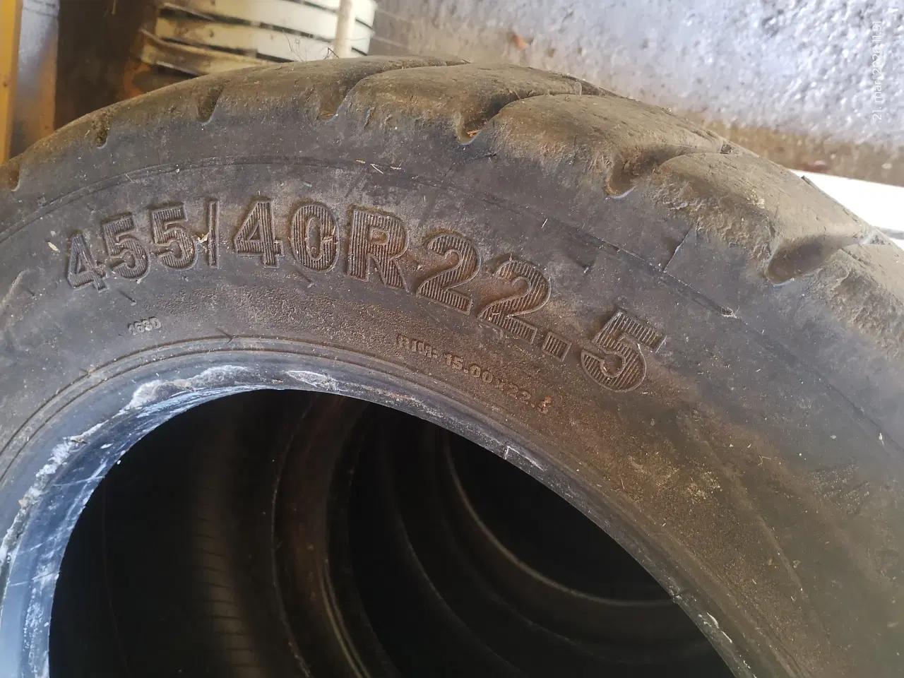 Billede 2 - Dæk til tipvogn 455/40 R22.5