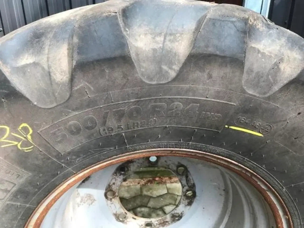 Billede 2 - Michelin 500/70R24 MED FÆLD