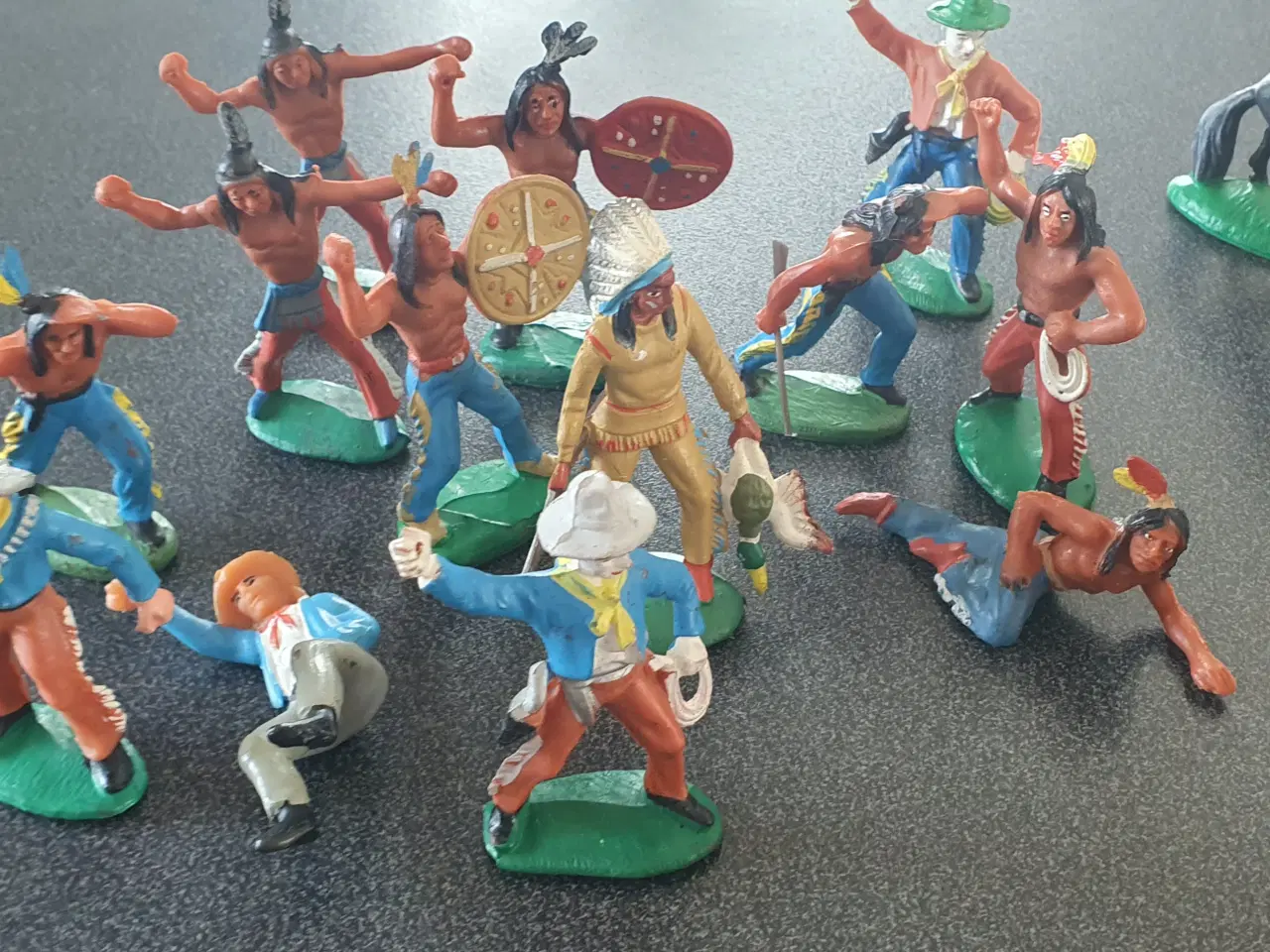 Billede 2 - Blandet soldater lot, bl.a. Britains 