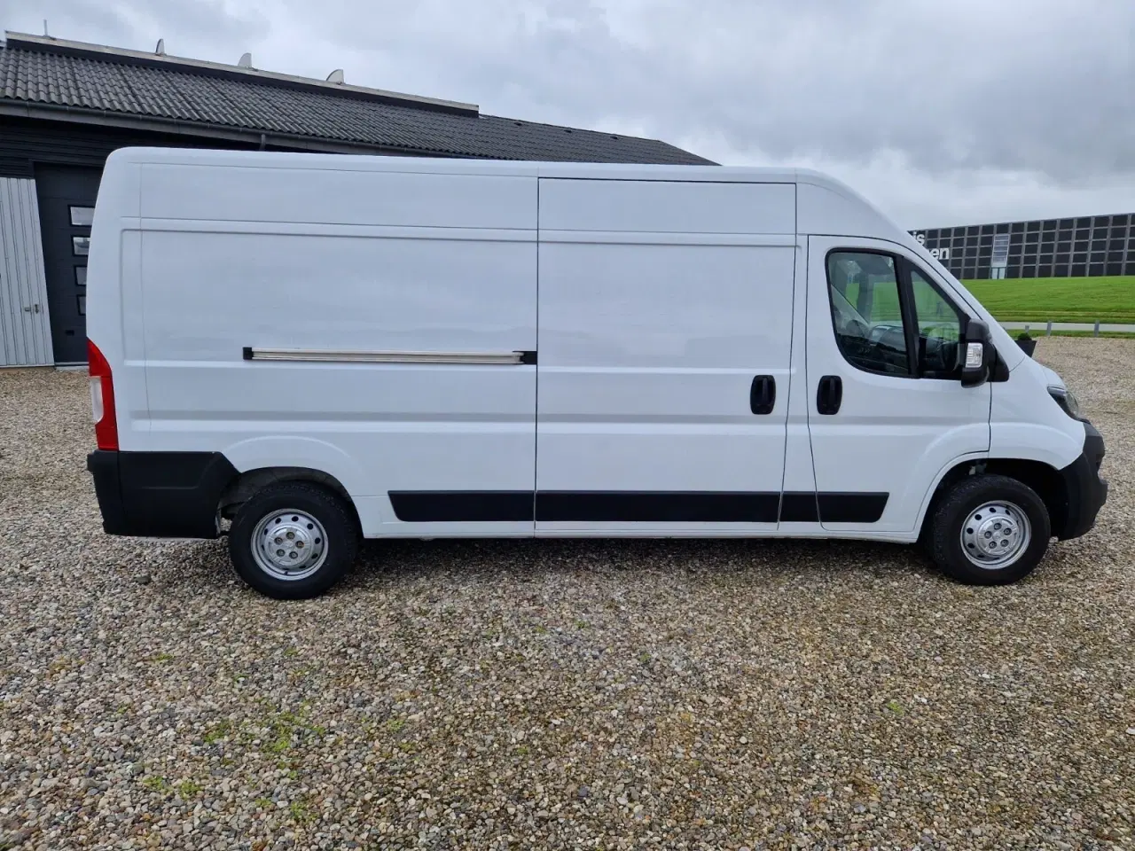 Billede 6 - Peugeot Boxer 333 2,2 BlueHDi 140 L3H2 Premium