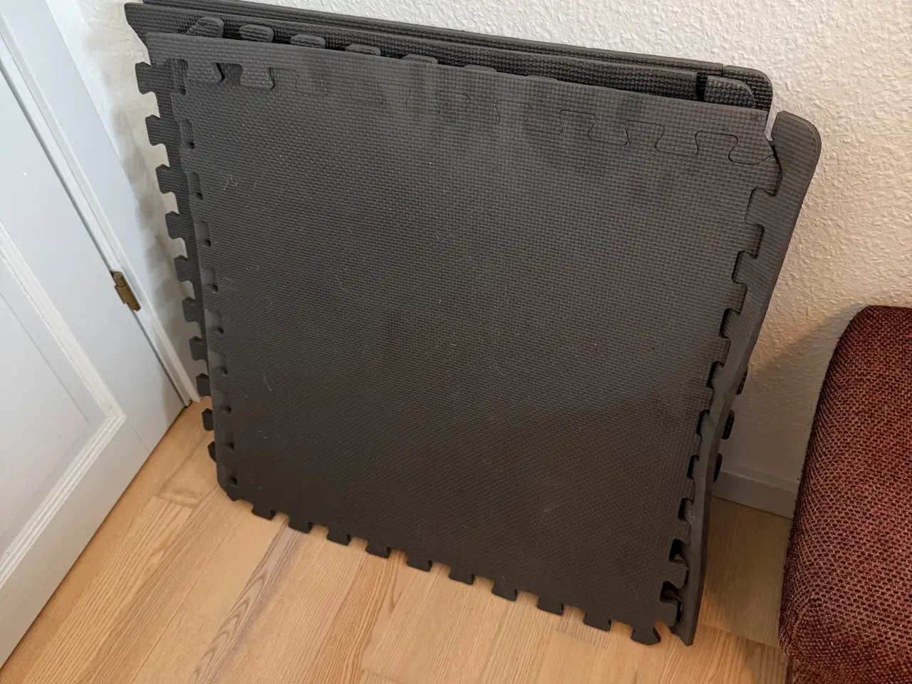 Billede 5 - Komplet vægtstangssæt med træningsbænk sælges