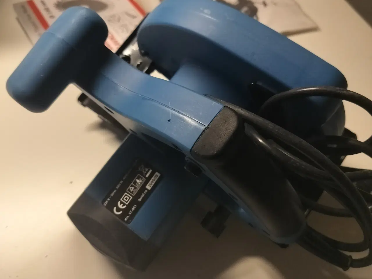 Billede 4 - Biltema rundsav 800 w og 140 mm klinge.