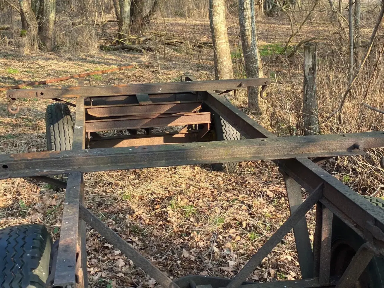 Billede 3 - - - - vognstel	4 hjulet