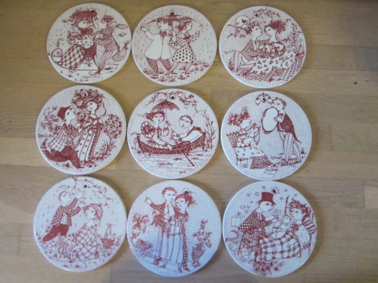 Billede 1 - Meget fine Bjørn Wiinblad stjerneplatter læs i bes