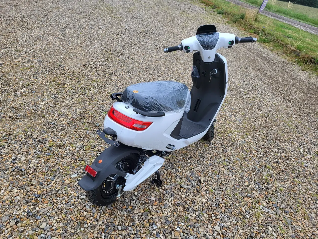 Billede 2 - Fabriksny EL-Scooter 30 Km/t