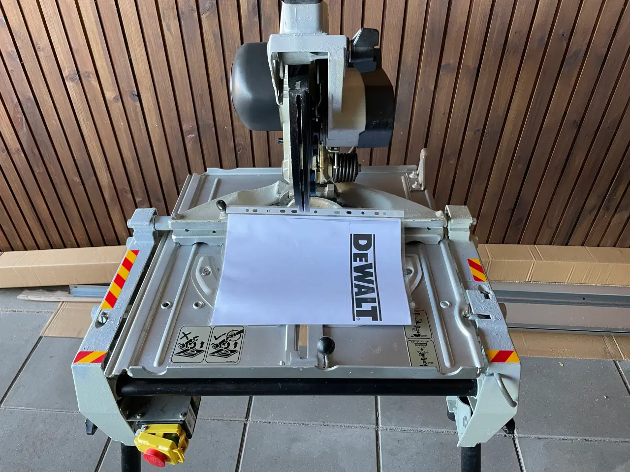 Billede 1 - Kapgeringssav DeWalt / Elu.